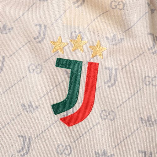 Juventus Fashion Collab 2024/25 Concept Shirt